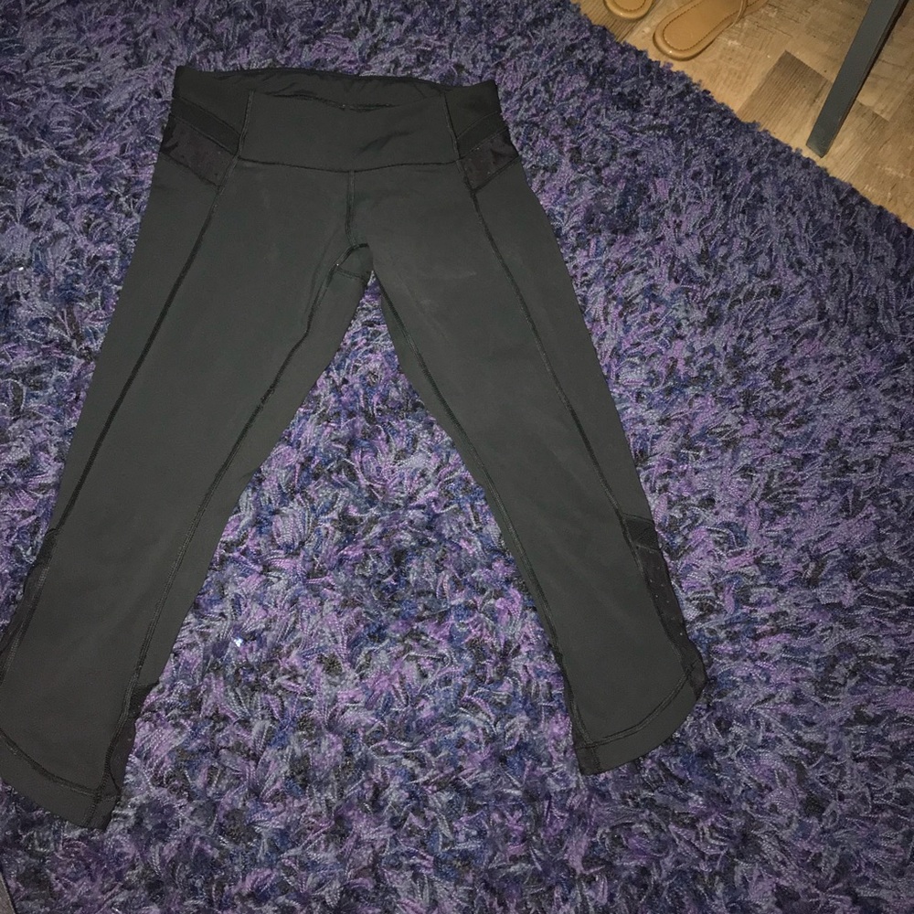 Lululemon cropped leggings